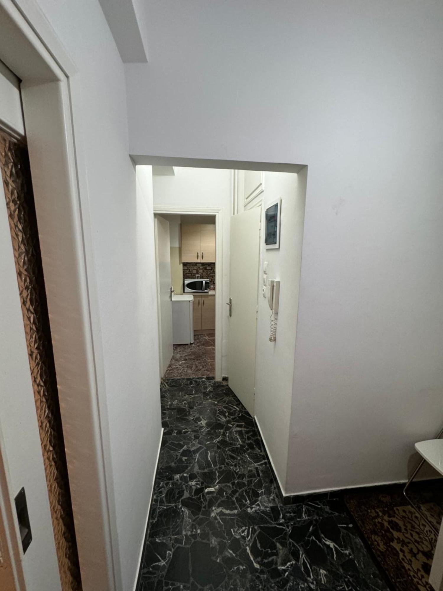 Plaka Quiet Apartment Афины Экстерьер фото